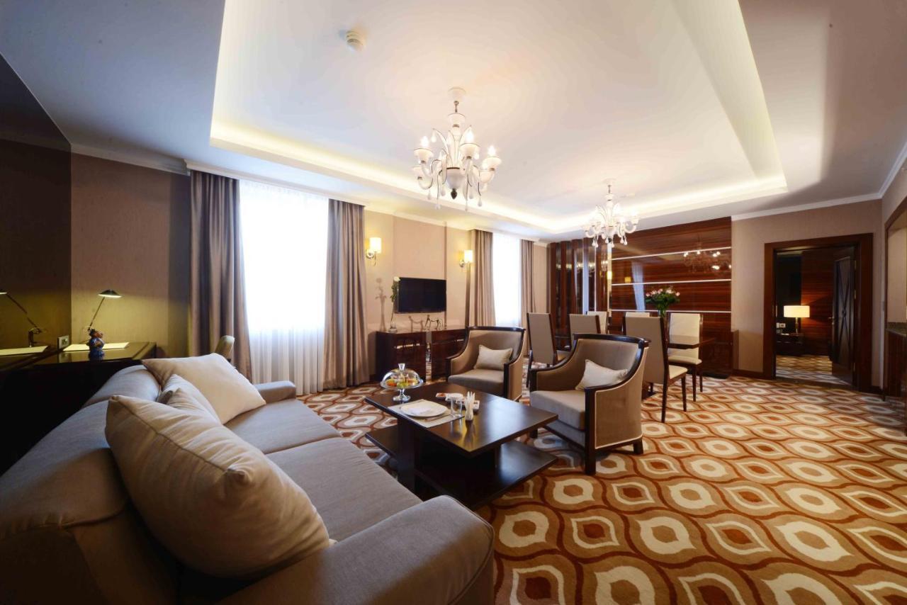 Lotte City Hotels Tashkent Palace Zimmer foto
